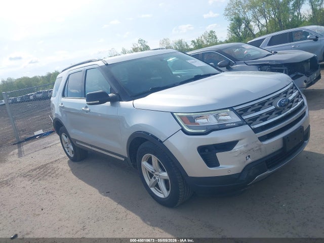 Salvage Ford Explorer Image
