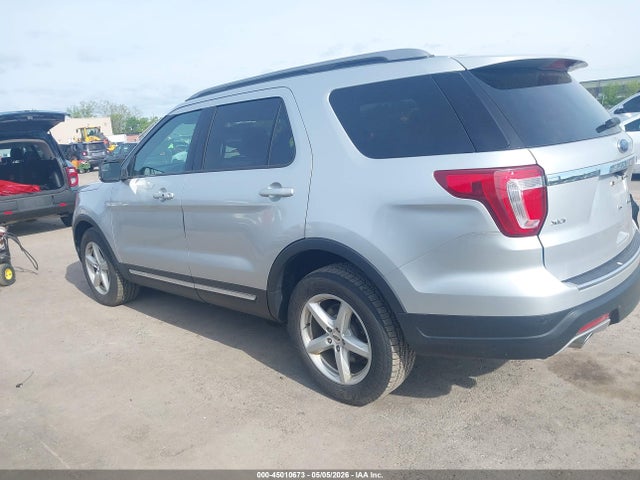 Ford Explorer Xlt