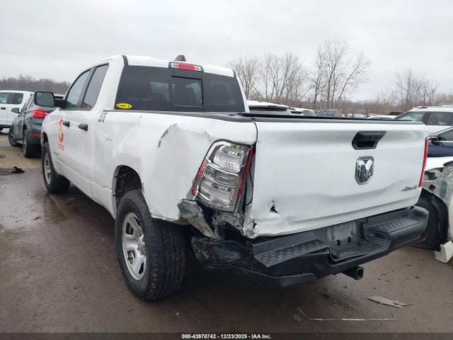 Ram 1500 Tradesman  4x4 6'4 Box