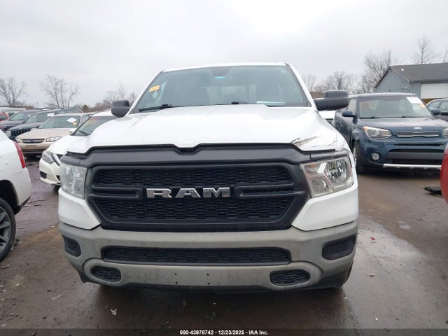 Ram 1500 Tradesman  4x4 6'4 Box