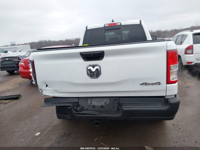 Ram 1500 Tradesman  4x4 6'4 Box