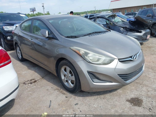 Salvage Hyundai ELANTRA Image