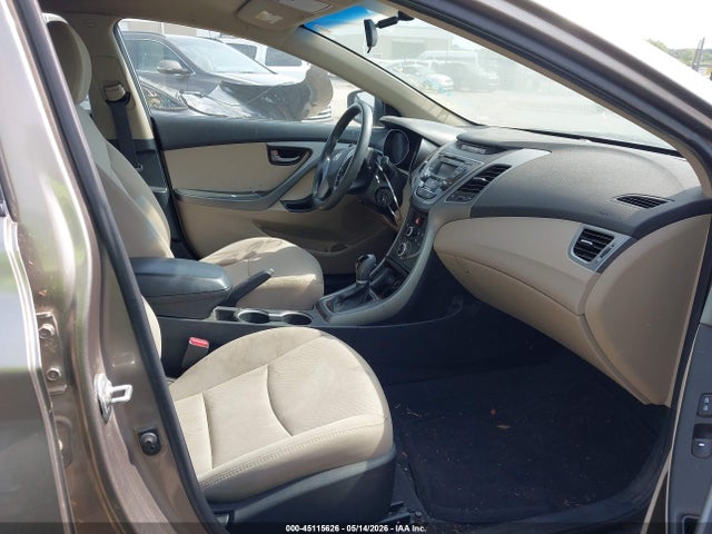 Hyundai ELANTRA Se