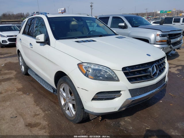 Salvage Mercedes-Benz M-Class Image