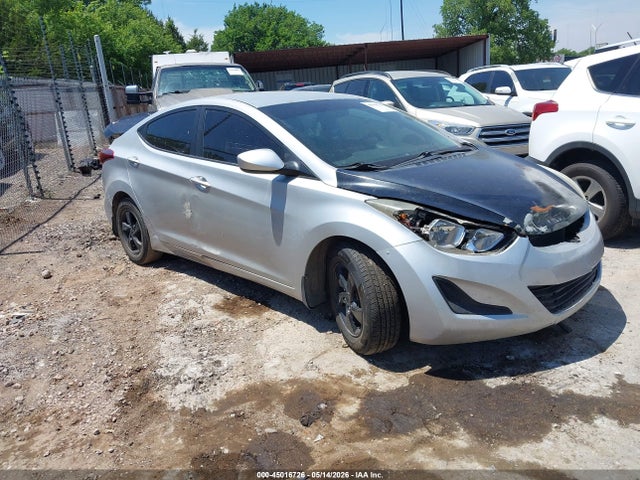 Salvage Hyundai ELANTRA Image