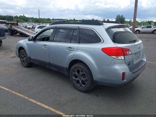 Subaru Outback 2.5i Premium