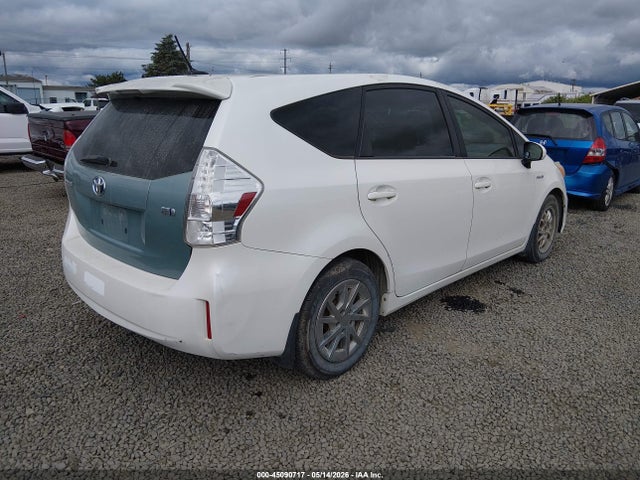 Toyota Prius v Three