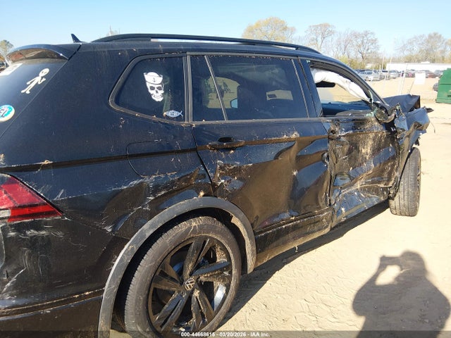 Volkswagen Tiguan 2.0t Se R-line Black