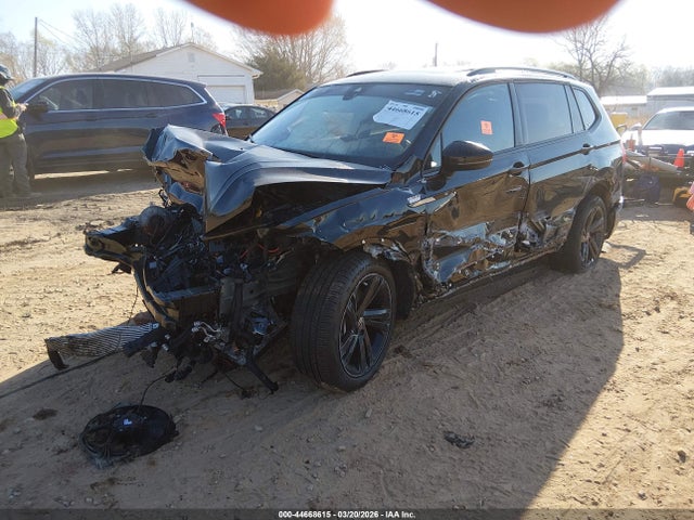 Volkswagen Tiguan 2.0t Se R-line Black