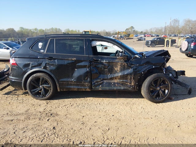 Volkswagen Tiguan 2.0t Se R-line Black