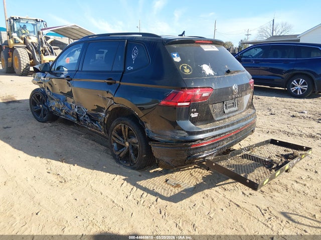 Volkswagen Tiguan 2.0t Se R-line Black