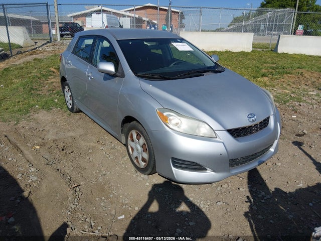 Salvage Toyota Matrix Image