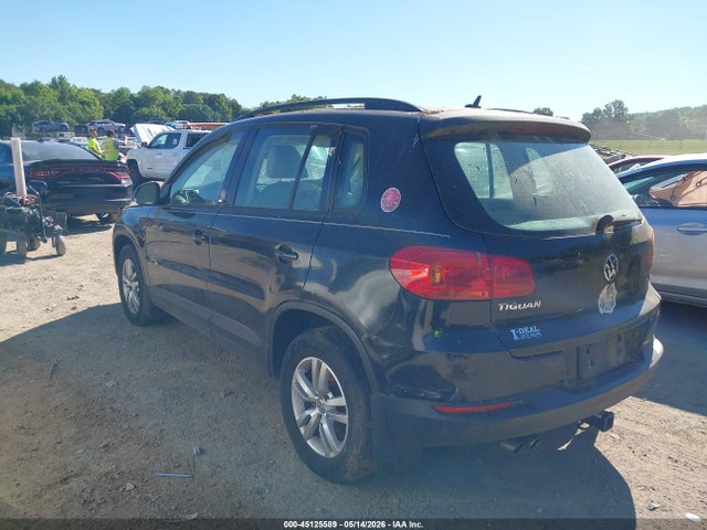 Volkswagen Tiguan S