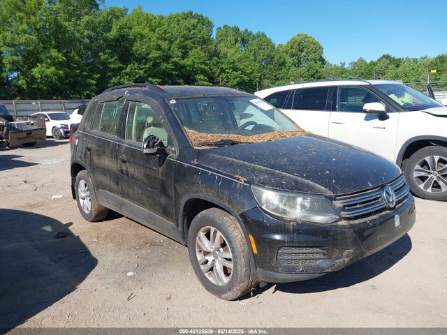 Salvage Volkswagen Tiguan Image