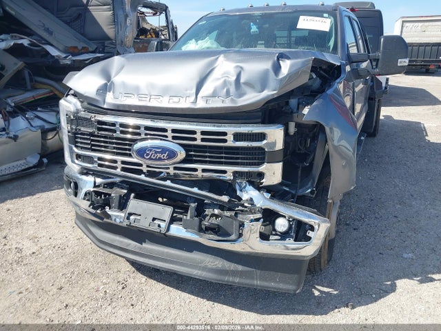 Ford F-350 Xl