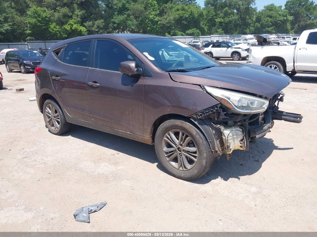 Salvage Hyundai TUCSON Image