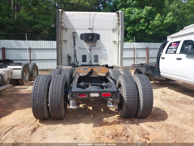 Peterbilt 579
