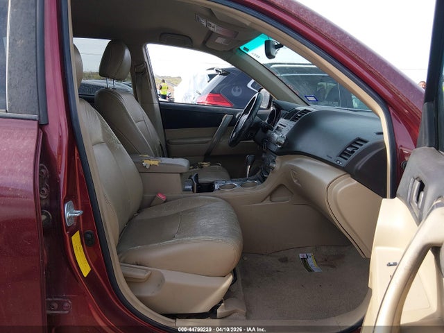 Toyota Highlander Sport