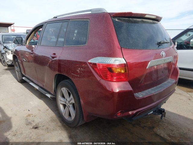 Toyota Highlander Sport