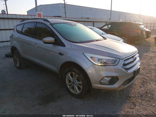 Salvage Ford Escape Image