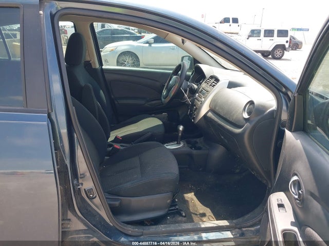 Nissan Versa 1.6 Sv
