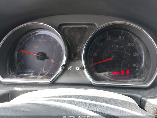 Nissan Versa 1.6 Sv