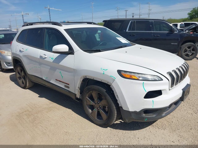 Salvage Jeep Cherokee Image
