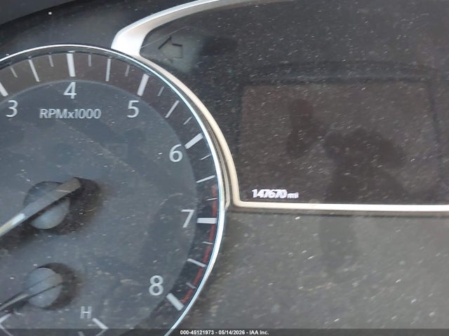 Nissan Pathfinder S