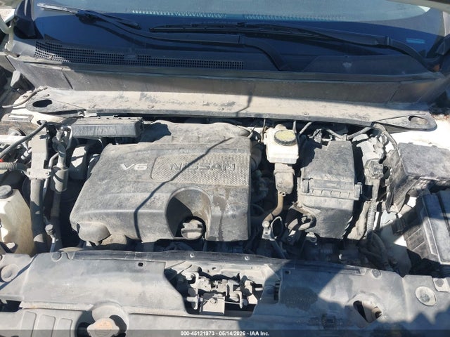 Nissan Pathfinder S
