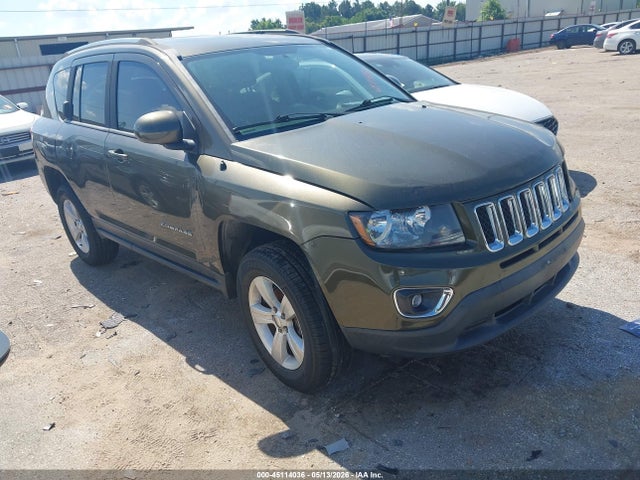 Salvage Jeep Compass Image