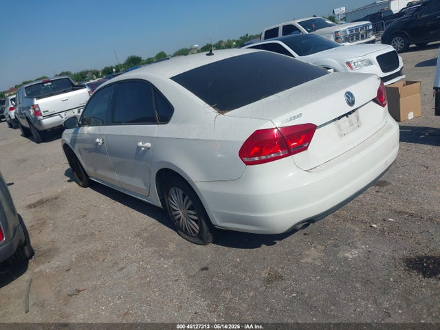 Volkswagen Passat 1.8t S