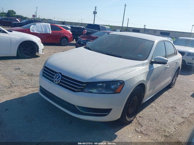 Volkswagen Passat 1.8t S