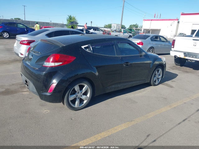 Hyundai VELOSTER