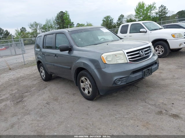 Salvage Honda Pilot Image