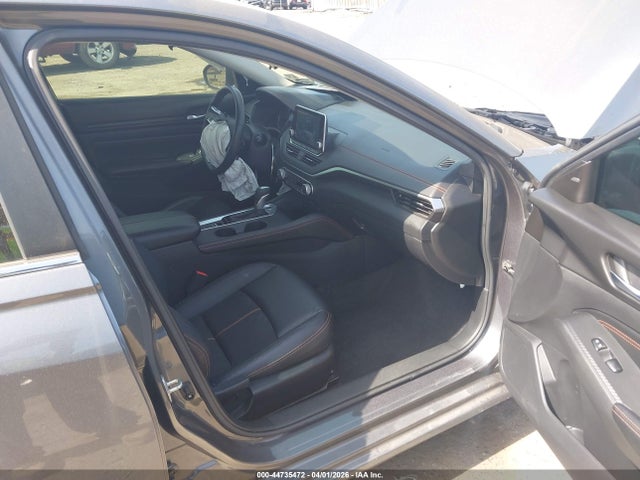 Nissan Altima Sr Intelligent Awd