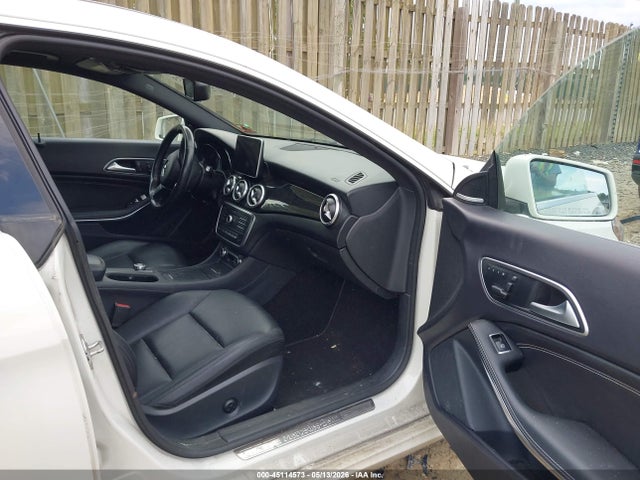 Mercedes-Benz Cla-class 4matic