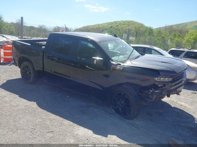 Salvage Chevrolet Silverado 1500 Image
