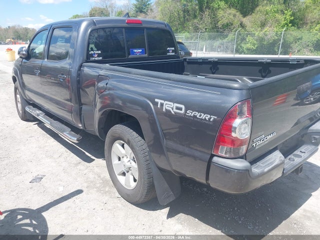 Toyota Tacoma Base V6