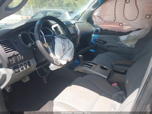 Toyota Tacoma Base V6