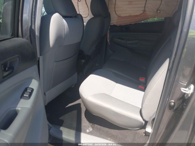 Toyota Tacoma Base V6