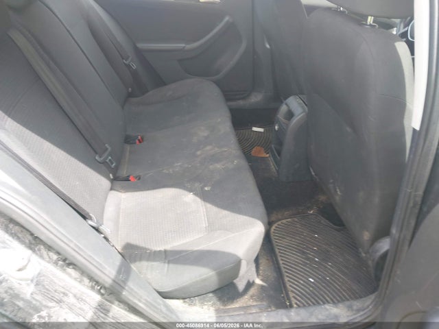 Volkswagen Jetta 1.8t Se