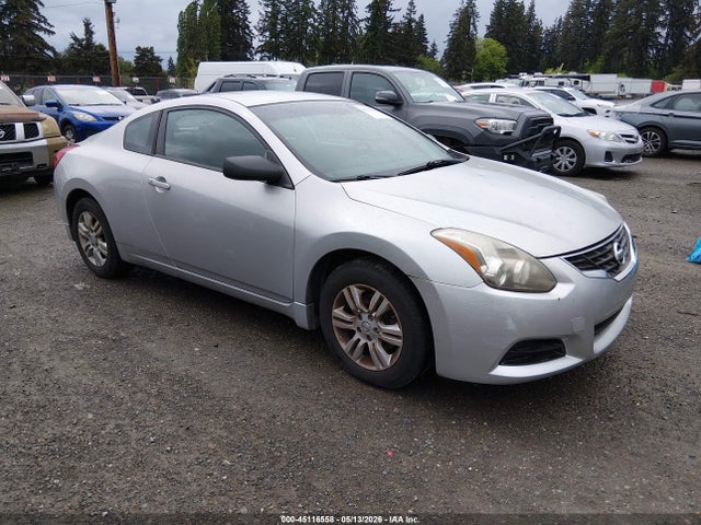 Salvage Nissan Altima Image