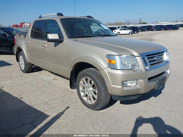 Salvage Ford Explorer Image