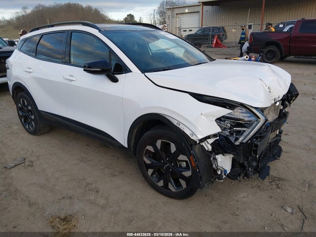 Salvage Kia Sportage Image