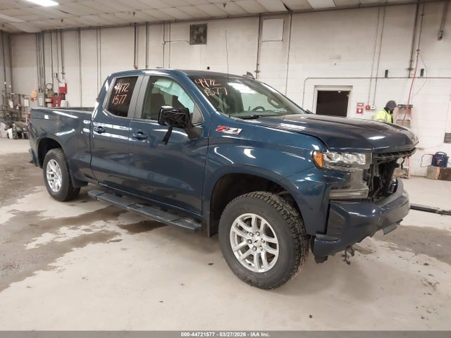Salvage Chevrolet Silverado 1500 Image