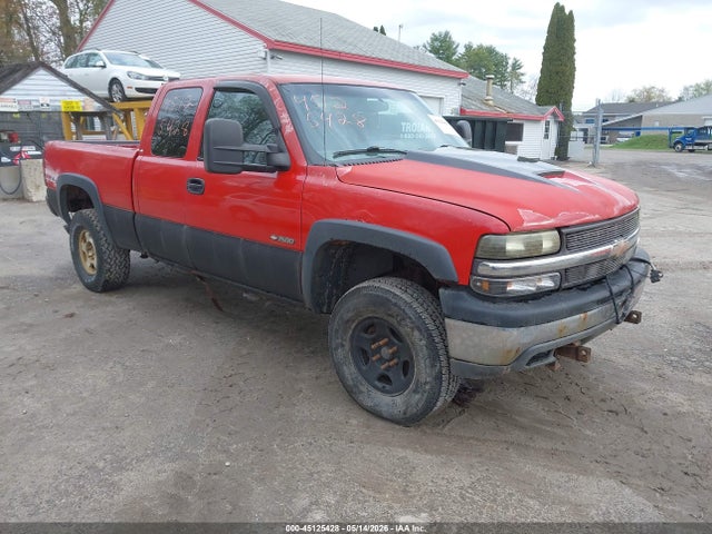 Salvage Chevrolet Silverado 1500 Image