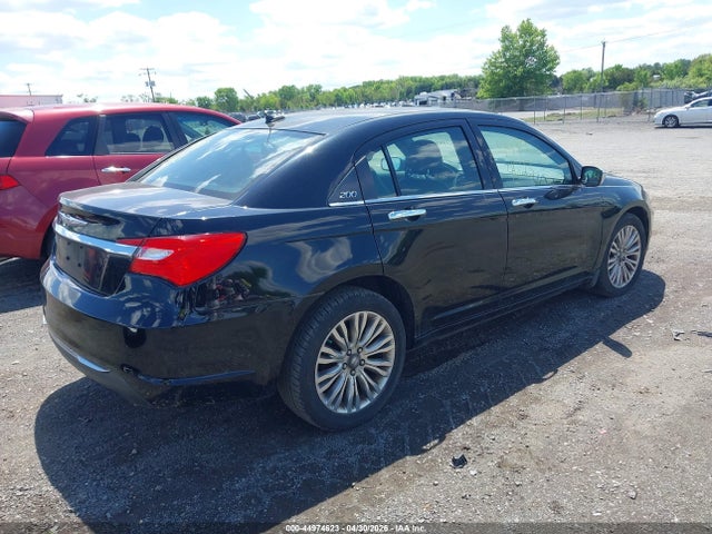 Chrysler 200 Limited