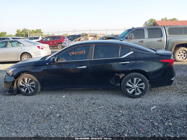 Nissan Altima S Fwd