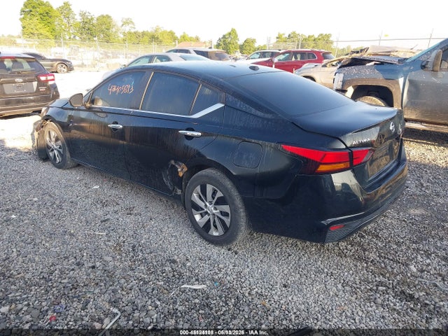 Nissan Altima S Fwd