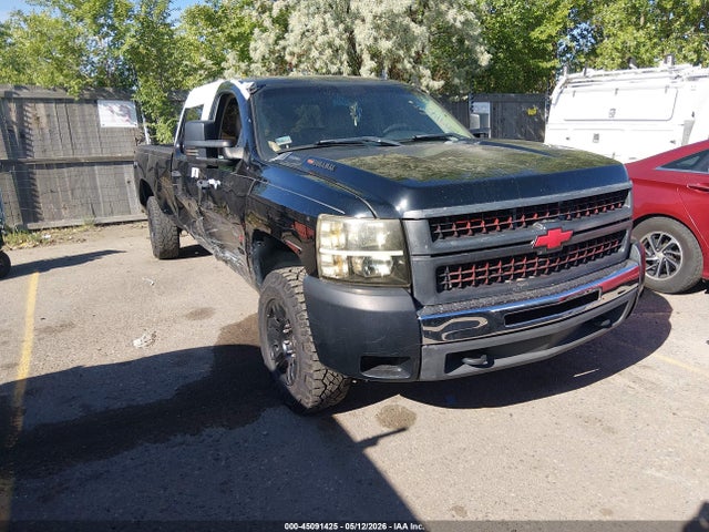 Salvage Chevrolet Silverado 2500 Image